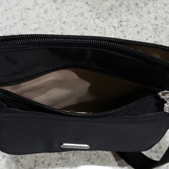 Baggallini Ladies Crossbody Bag - Picture 3 of 5